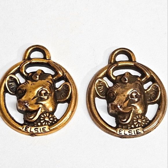 VINTAGE Borden's ELSIE THE COW Advertising Milk Token Plastic Charm Set 1950s - Picture 1 of 3